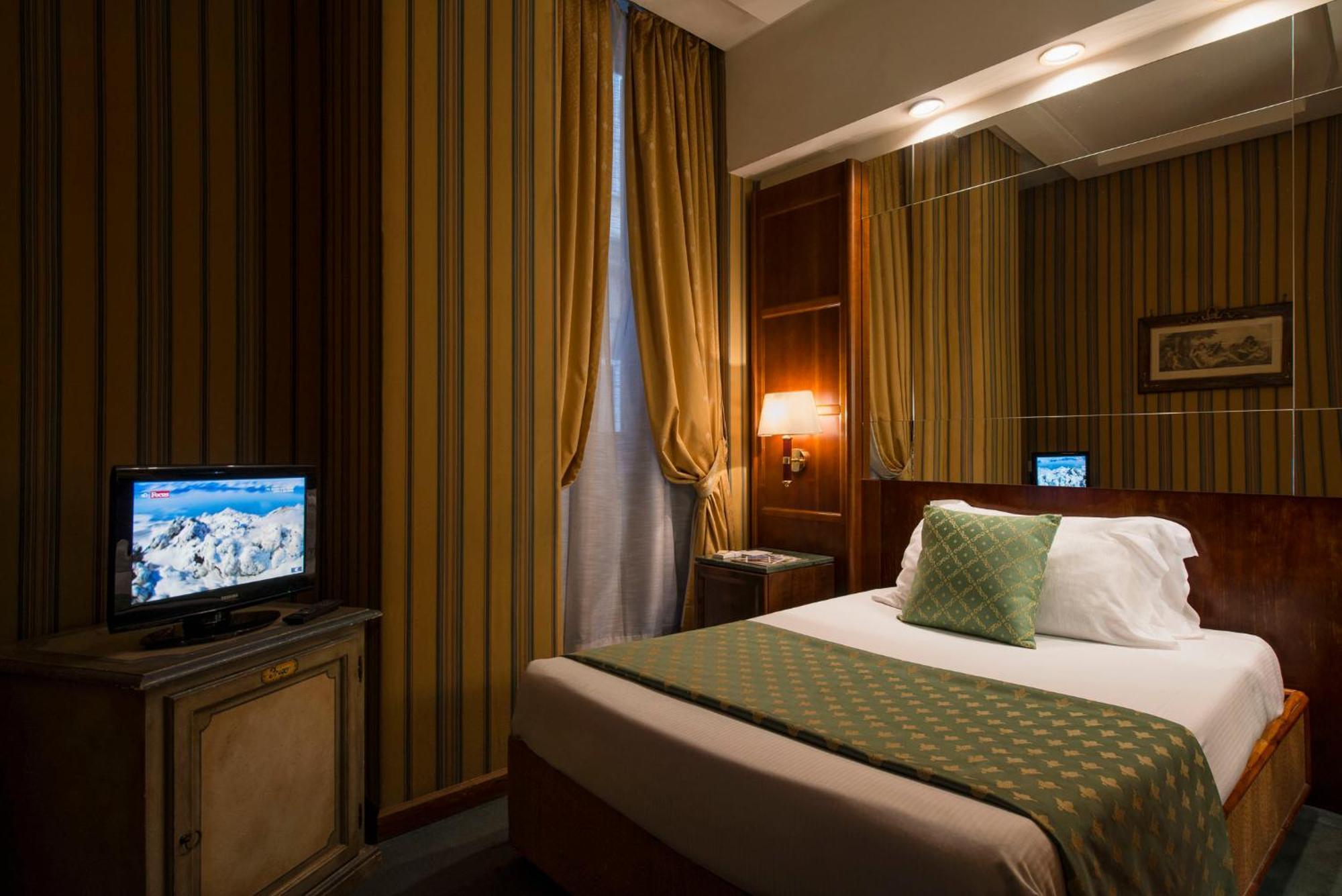 Atlante Garden Hotel Rome Bagian luar foto