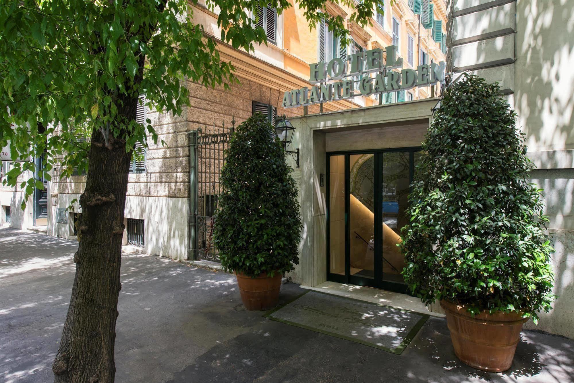 Atlante Garden Hotel Rome Bagian luar foto