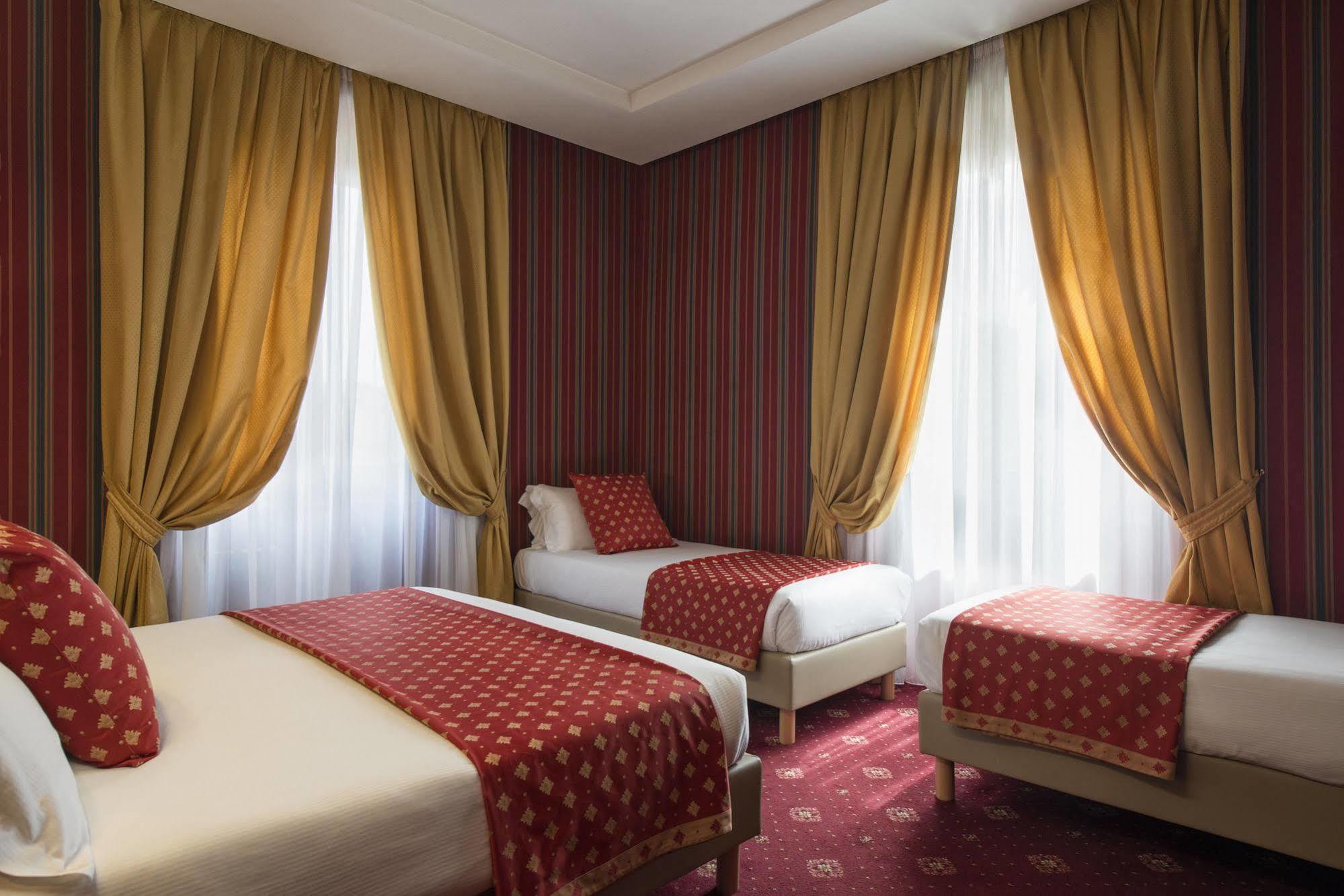 Atlante Garden Hotel Rome Bagian luar foto