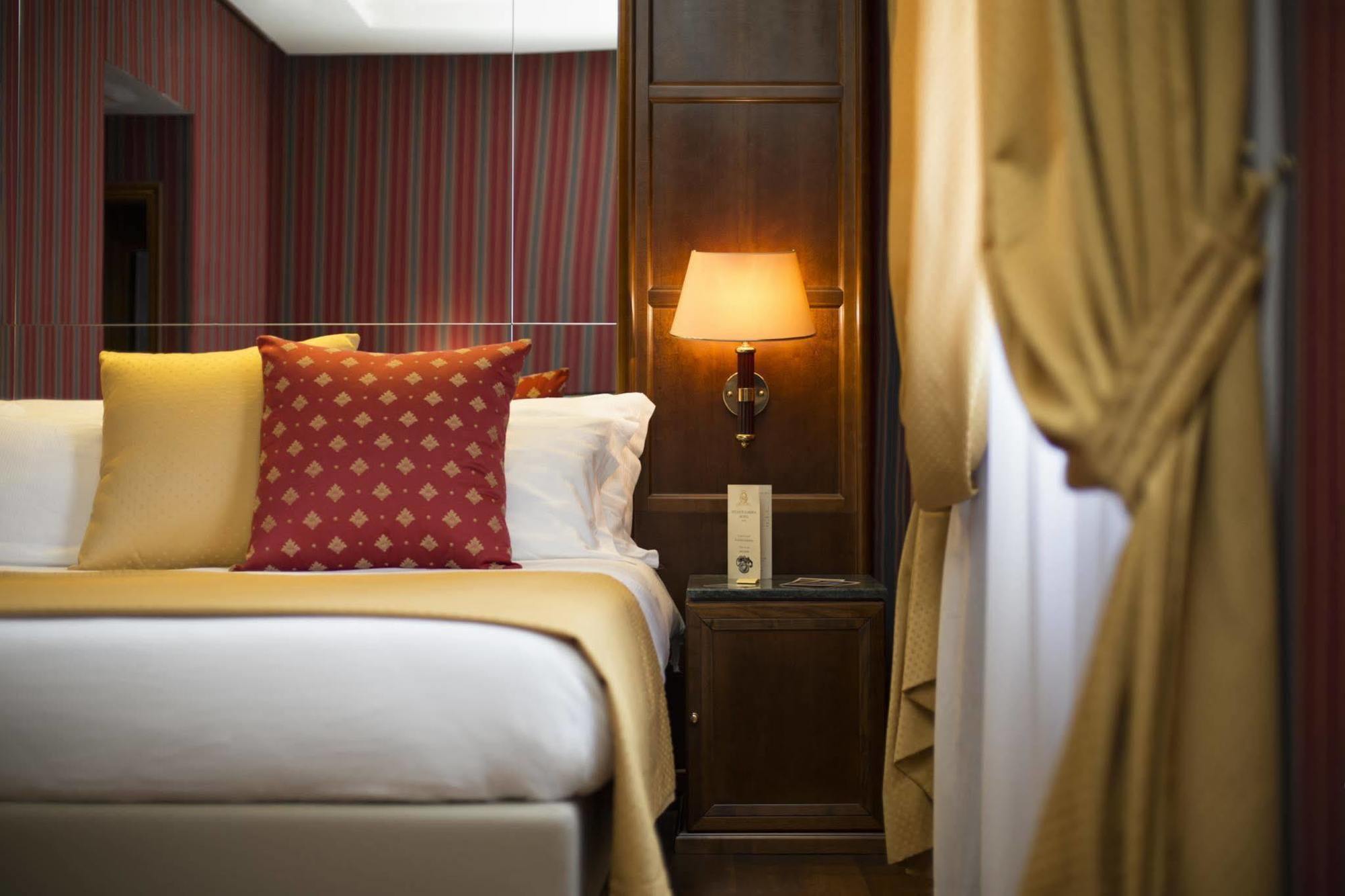 Atlante Garden Hotel Rome Bagian luar foto