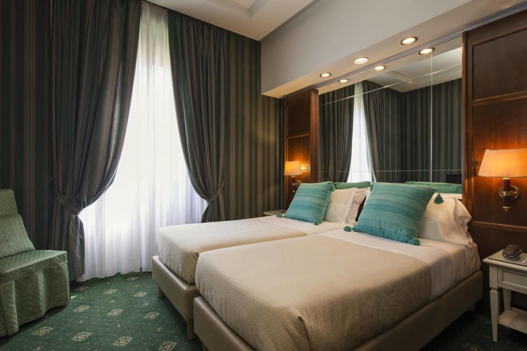 Atlante Garden Hotel Rome Bagian luar foto