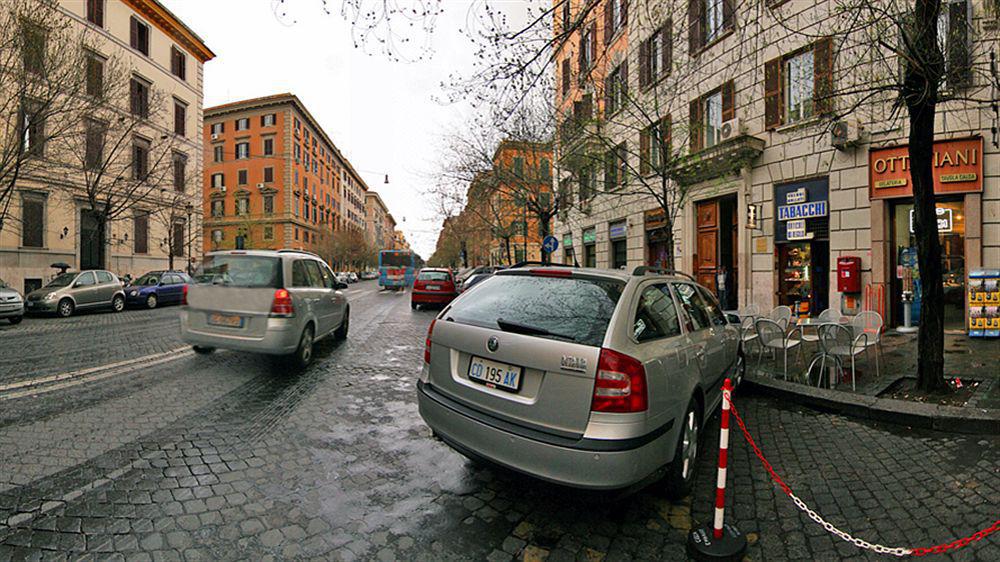 Atlante Garden Hotel Rome Bagian luar foto